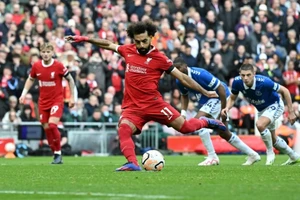 Trận Everton và Liverpool chưa biết sẽ tổ chức vào lúc nào