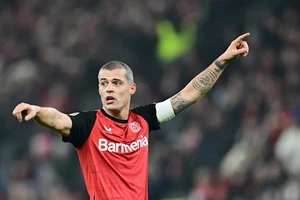  Granit Xhaka giữ vai trò thủ linh cho Bayer Leverkusen