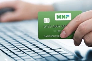 Thẻ MIR của Nga - một loại thẻ tương tự như thẻ Visa và Mastercard - được kích hoạt sử dụng ở Cuba. Ảnh : Cubadebate