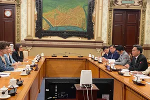 Phó Chủ tịch UBND TPHCM Nguyễn Lộc Hà tiếp bà Helga Barth, Đại sứ Cộng hòa Liên bang Đức tại Việt Nam, đến thăm và làm việc tại TPHCM. Ảnh: XUÂN HẠNH