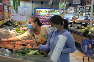Đa dạng hàng hóa trên kênh phân phối Việt