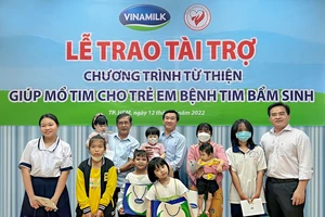 Gần 1.300 bệnh nhân nghèo được Vinamilk hỗ trợ phẫu thuật tim và mắt