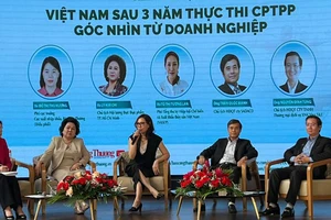 Nhiều doanh nghiệp, chuyên gia đã thảo luận để tìm kiếm giải pháp xuất khẩu bền vững cho doanh nghiệp Việt