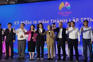 Các đại biểu tham dự Lễ kỷ niệm 10 năm thành lập Sense City