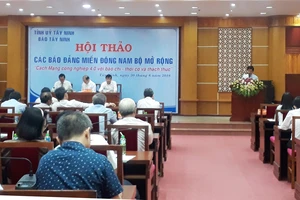 Quang cảnh hội thảo báo Đảng các tỉnh trong khu vực Đông Nam bộ