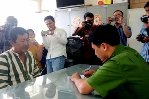 Bị can Phan Văn Ngoan tại cơ quan điều tra. Ảnh: ÁI CHÂN