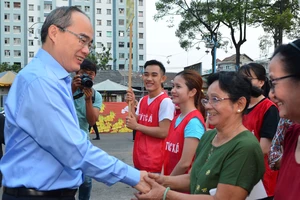 TPHCM phát động tháng “Thành phố sạch - Thành phố văn hóa mừng Xuân Canh Tý 2020, mừng Đảng 90 năm”