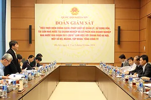 Quang cảnh buổi làm việc