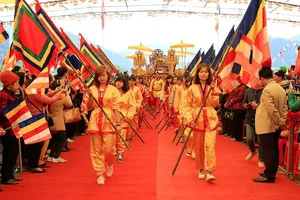 Lễ khai hội Yên Tử (Quảng Ninh)