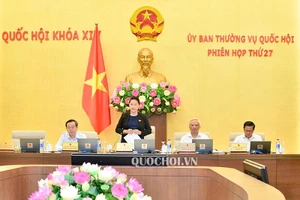 Phiên họp thứ 27 của Ủy ban Thường vụ Quốc hội. Ảnh: Quochoi.vn