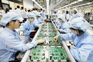 Khu vực công nghiệp, xây dựng đóng góp xấp xỉ 49% tăng trưởng