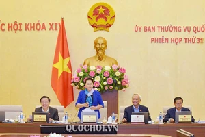 Chủ tịch Quốc hội Nguyễn Thị Kim Ngân phát biểu khai mạc phiên họp