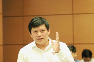 ĐBQH Phạm Phú Quốc. Ảnh: VIẾT CHUNG