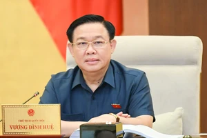 Quang cảnh phiên họp 