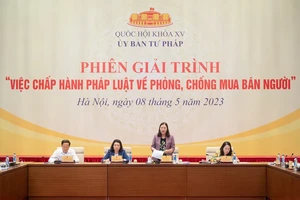 Quang cảnh một phiên giải trình do Ủy ban Tư pháp của Quốc hội tổ chức 