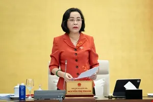 Phó Chủ tịch Quốc hội Nguyễn Thị Thanh điều hành nội dung UBTVQH cho ý kiến về dự án Luật Dân số. Ảnh: VIẾT CHUNG