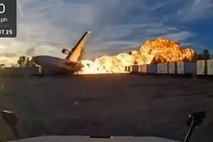 Bang Kentucky (Mỹ) ban bố tình trạng khẩn cấp sau vụ rơi máy bay chở hàng