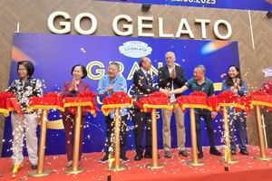 GOGELATO餐厅开张仪式。