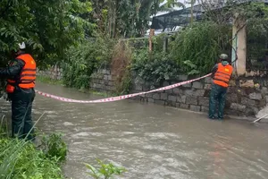 Đèo Khánh Sơn sạt lở, nhiều tuyến đường bị chia cắt