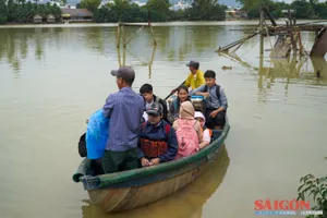 Khánh Hòa: Người dân chờ xây cầu bê tông nối đôi bờ sông Cái