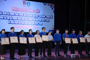 TPHCM: Hơn 1.000 đoàn viên ưu tú được kết nạp Đảng trong năm học 2024-2025
