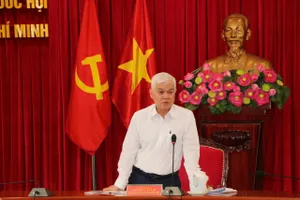 Trưởng Đoàn Đại biểu Quốc hội TPHCM Nguyễn Văn Lợi tiếp công dân