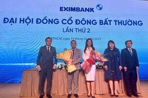 Các thành viên trong HĐQT mới của Eximbank. Ảnh: HẠNH NHUNG