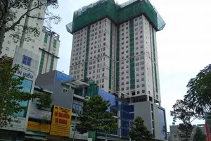 Công trình Xi Grand Court nơi xảy ra vụ việc.
