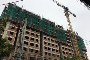 Rơi từ tầng 10 công trình Saigon Homes, 2 công nhân tử vong