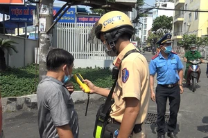 Tăng cường kiểm tra, xử lý vi phạm trật tự an toàn giao thông ở TPHCM. Ảnh: CHÍ THẠCH