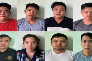 Nhóm đối tượng bị khởi tố, bắt giam. Ảnh: CHÍ THẠCH