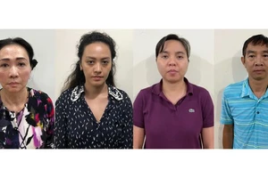 Các bị can gồm: Trương Mỹ Lan, Trương Huệ Vân, Nguyễn Phương Hồng, Hồ Bửu Phương (từ trái qua phải)