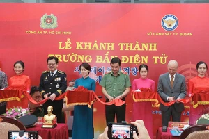 Công an TPHCM khánh thành trường bắn điện tử