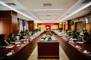 Quang cảnh hội nghị