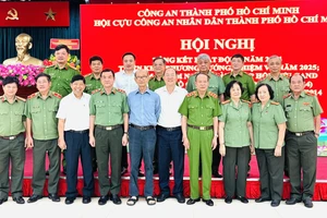 Các đại biểu dự hội nghị. Ảnh: CHÍ THẠCH 