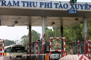 Trạm thu phí Tào Xuyên chuẩn bị tạm dừng thu phí