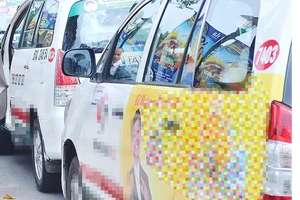 Hà Nội xin gia hạn niên hạn taxi thêm 12 tháng