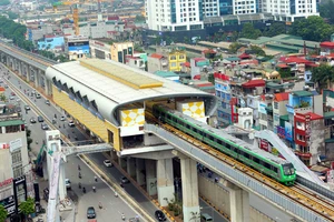 Chạy thử tàu trên tuyến đường sắt Cát Linh - Hà Đông