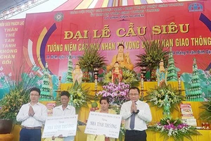 Cầu siêu cho nạn nhân tử vong do TNGT là hoạt động hàng năm của Hội Phật giáo Việt Nam