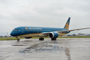 Vietnam Airlines thông tin một tiếp viên của hãng có kết quả xét nghiệm dương tính với SARS-CoV-2