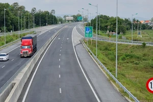 Cao tốc Đà Nẵng- Quảng Ngãi đủ tiêu chuẩn chạy tốc độ 120km/giờ