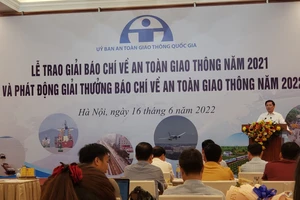 Bộ trưởng Bộ GTVT Nguyễn Văn Thể phát động giải báo chí về an toàn giao thông năm 2022