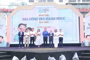 Ngày hội Gia đình trẻ hạnh phúc năm 2024 đã khai mạc tại Hà Nội