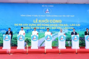 Khởi công dự án xây dựng mở rộng đoạn Yên Bái - Lào Cai thuộc tuyến đường bộ cao tốc Nội Bài - Lào Cai ngày 1-10