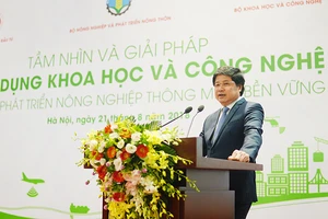 Tầm nhìn và giải pháp ứng dụng khoa học công nghệ trong phát triển nông nghiệp thông minh bền vững