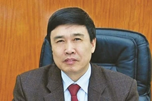 Ông Lê Bạch Hồng