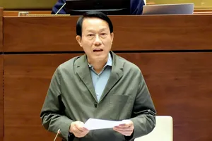 Đề nghị đưa vào luật quy định cấm sử dụng AI để giả mạo khuôn mặt