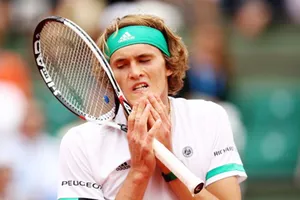 Alexander Zverev thất vọng khi để thua Fernando Verdasco