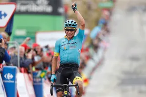 Bước tiến dài của Froome!