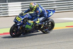 Valentino Rossi trên đường đua ở Aragon